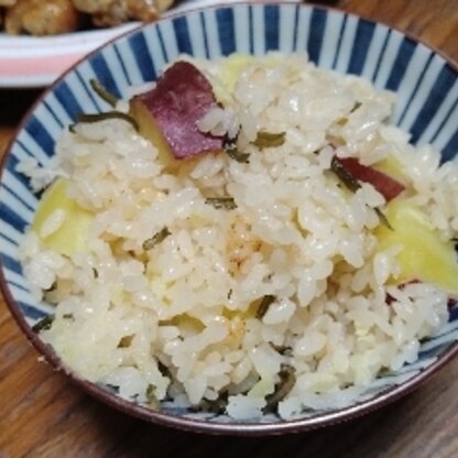 簡単で、さつまいもの味が堪能できるさつまいもご飯でした。美味しかったです。